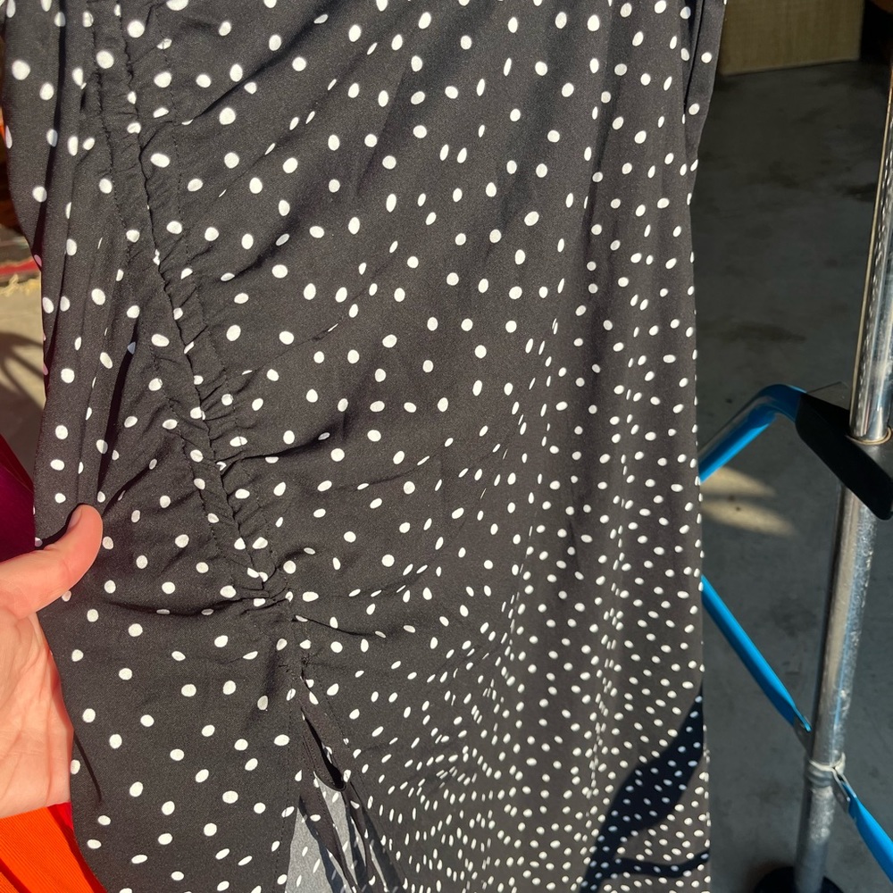 SHEIN BLACK & WHITE POLKA DOT SKIRT WITH CINCHED SIDE SIZE 1XL